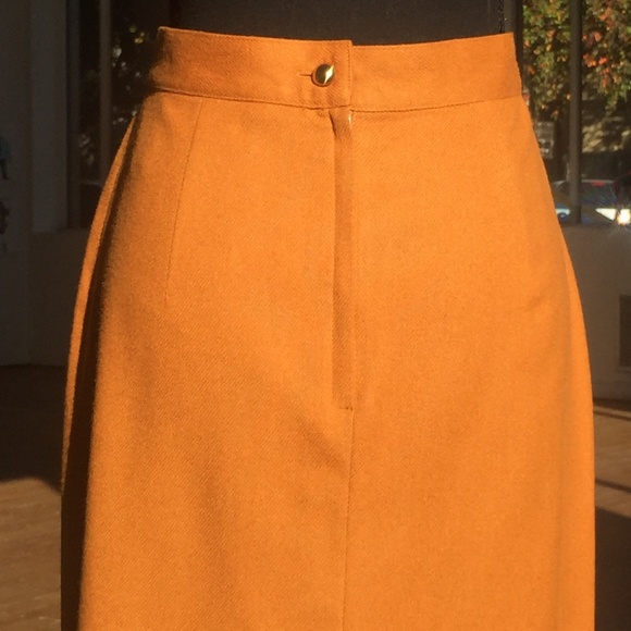 Sag Harbor Warm Pumpkin Spice Wool Medium Length strait skirt with split - Picture 3 of 4